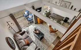 Fall Creek Condo Near The Strip!